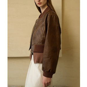 Stylish Zippered Leather Jacket With A Retro Biker-inspired Design And Long Sleeves