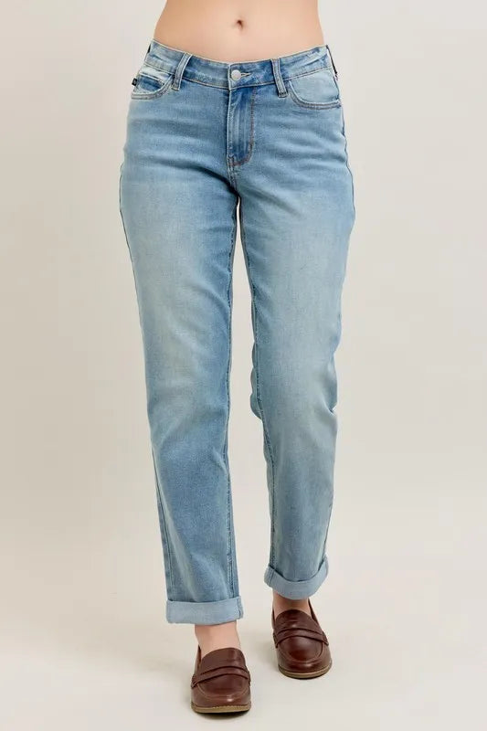 Judy Blue plus-size high waist V-front cuff boyfriend jeans – relaxed modern fit – MYN2O