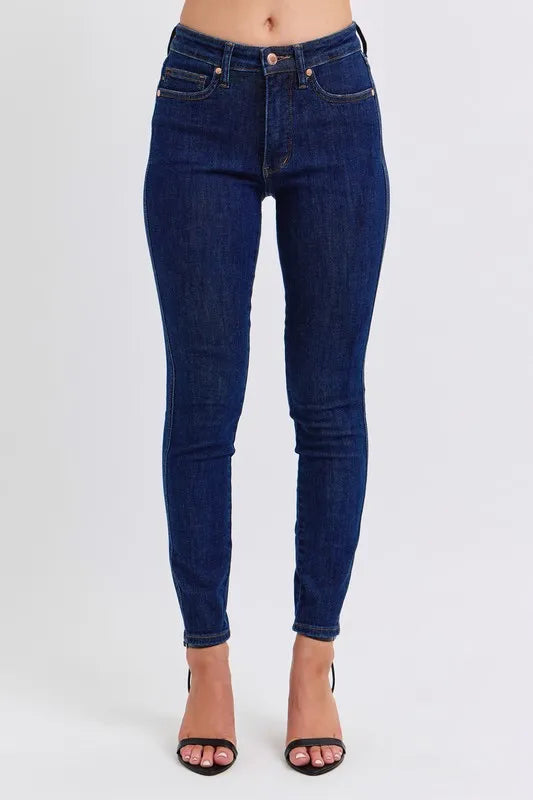 Judy Blue plus-size mid-rise tummy control classic skinny jeans in dark wash – MYN2O