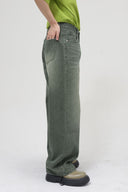 Men's Wide Straight Leg Jeans | MYN2O

