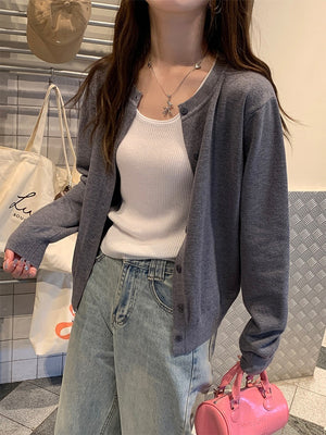 Women's Slim-Fit Long Sleeve Pullover Top