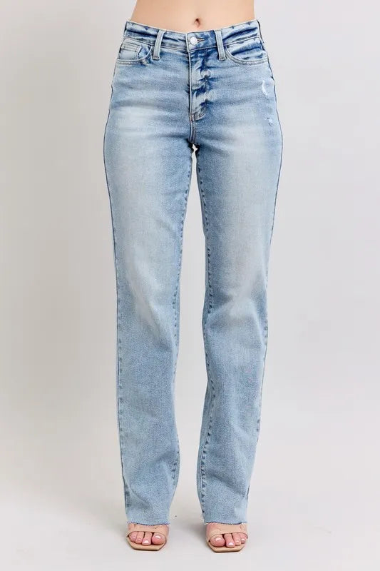 Judy Blue plus-size mid-rise light wash dad jeans – relaxed fit denim – MYN2O