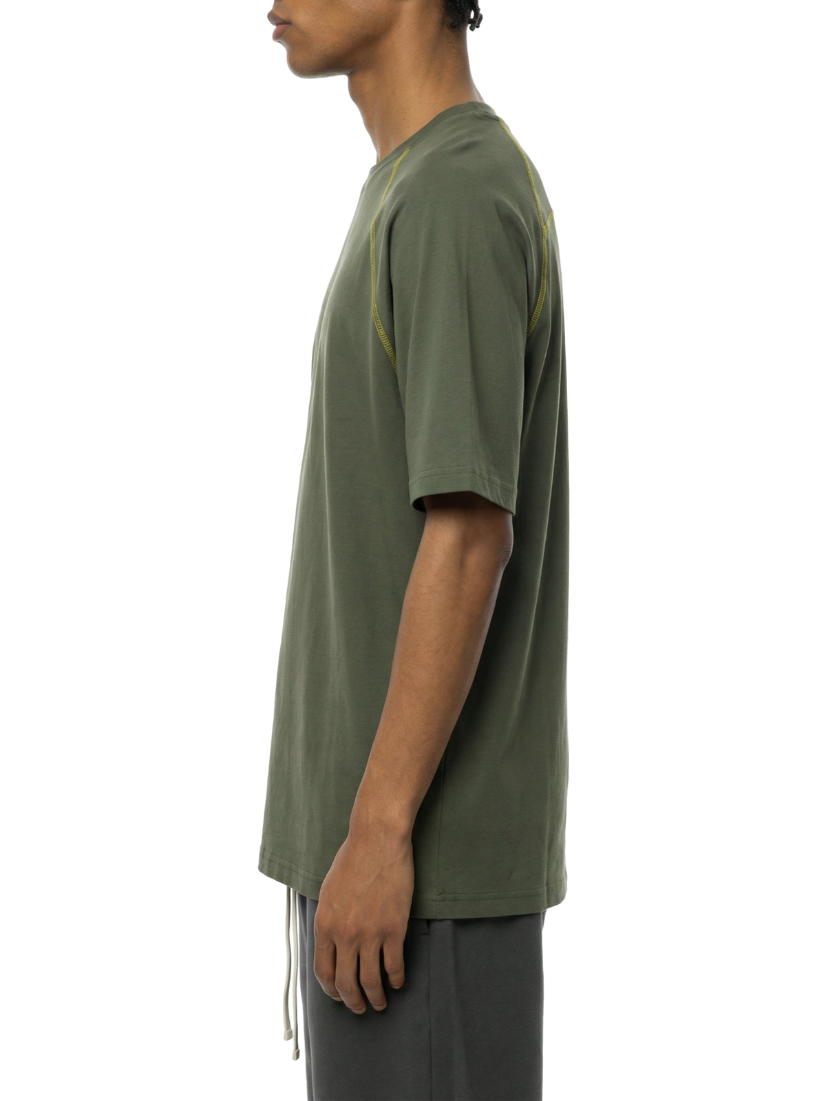 Unisex Contrast Stitch Raglan T-Shirt – Oversized Streetwear Tee