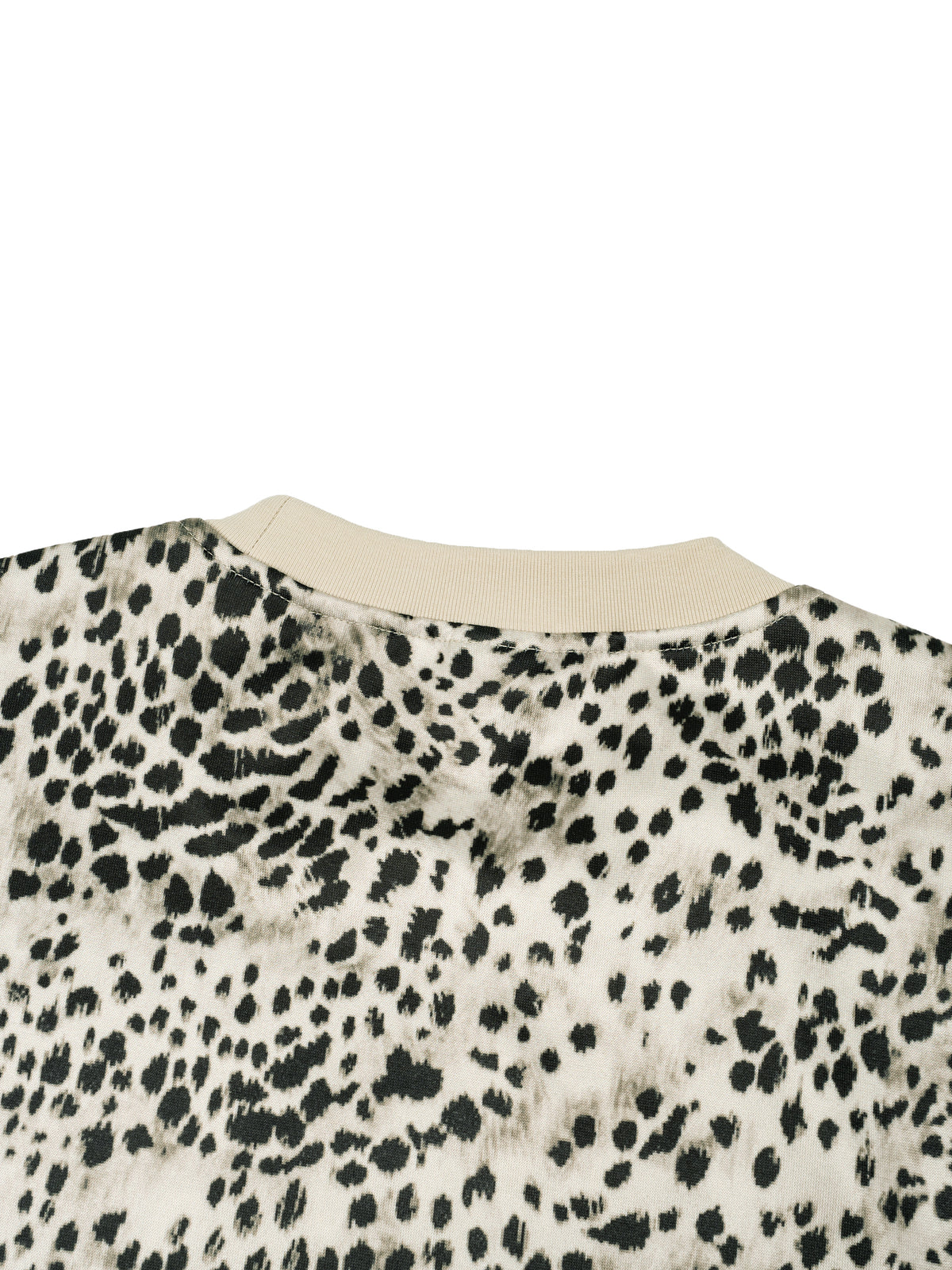 Unisex Leopard Print Boxy T-Shirt – Oversized Premium Streetwear Tee