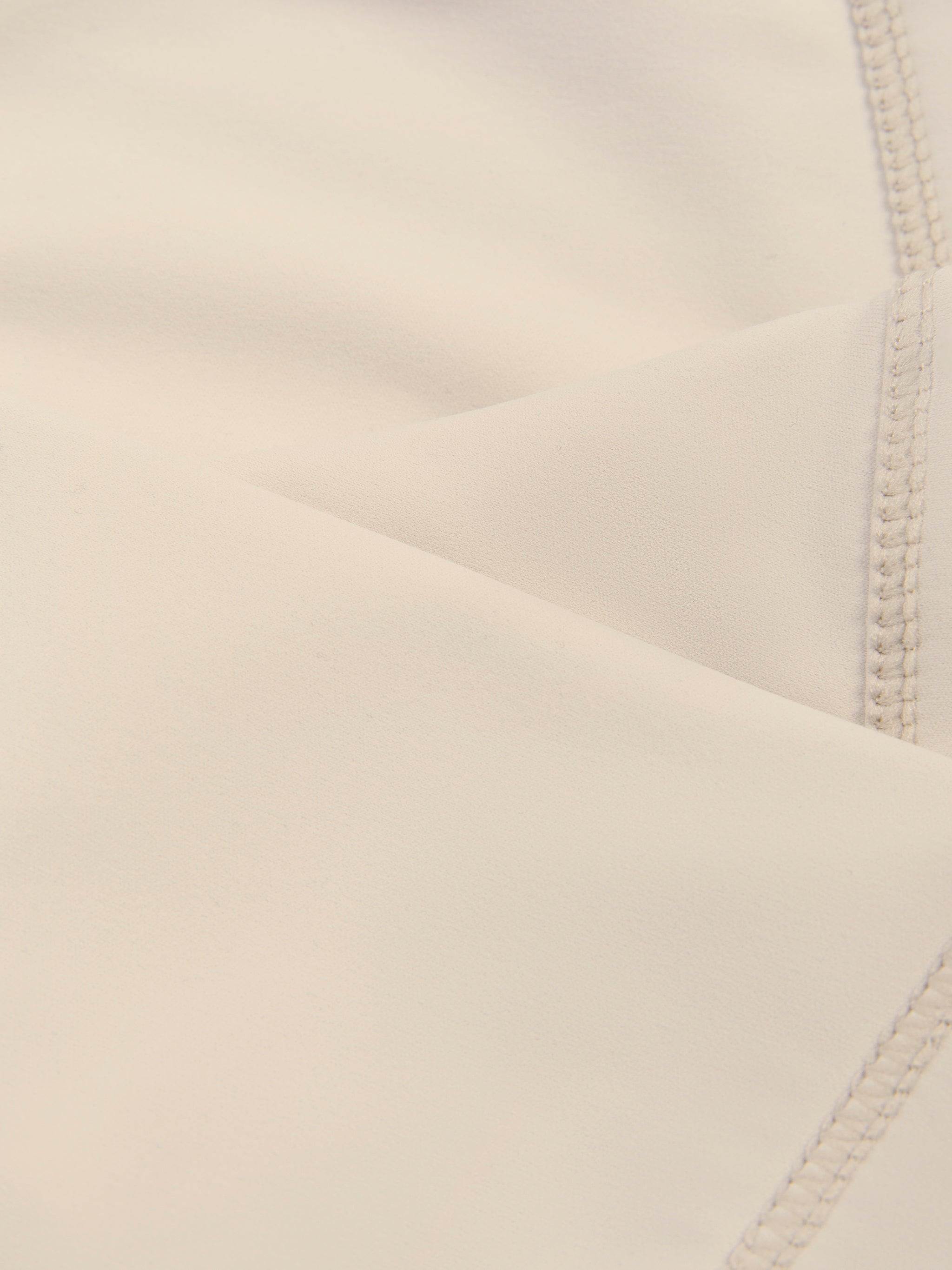 Women's Twist Front V-Neck Sports Bra